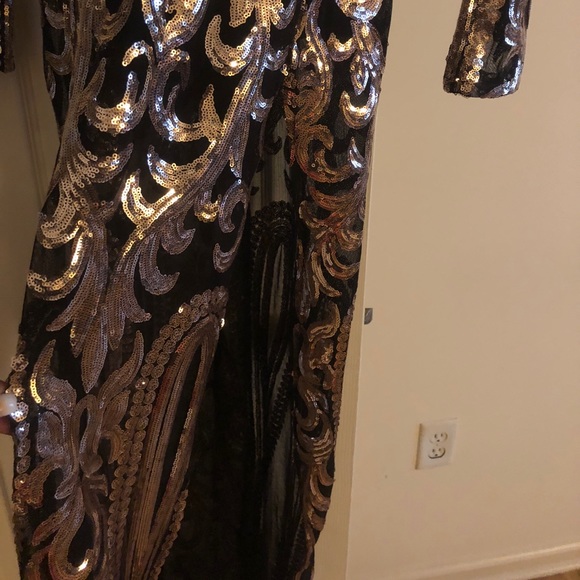 Beautiful full length gown - Picture 3 of 4